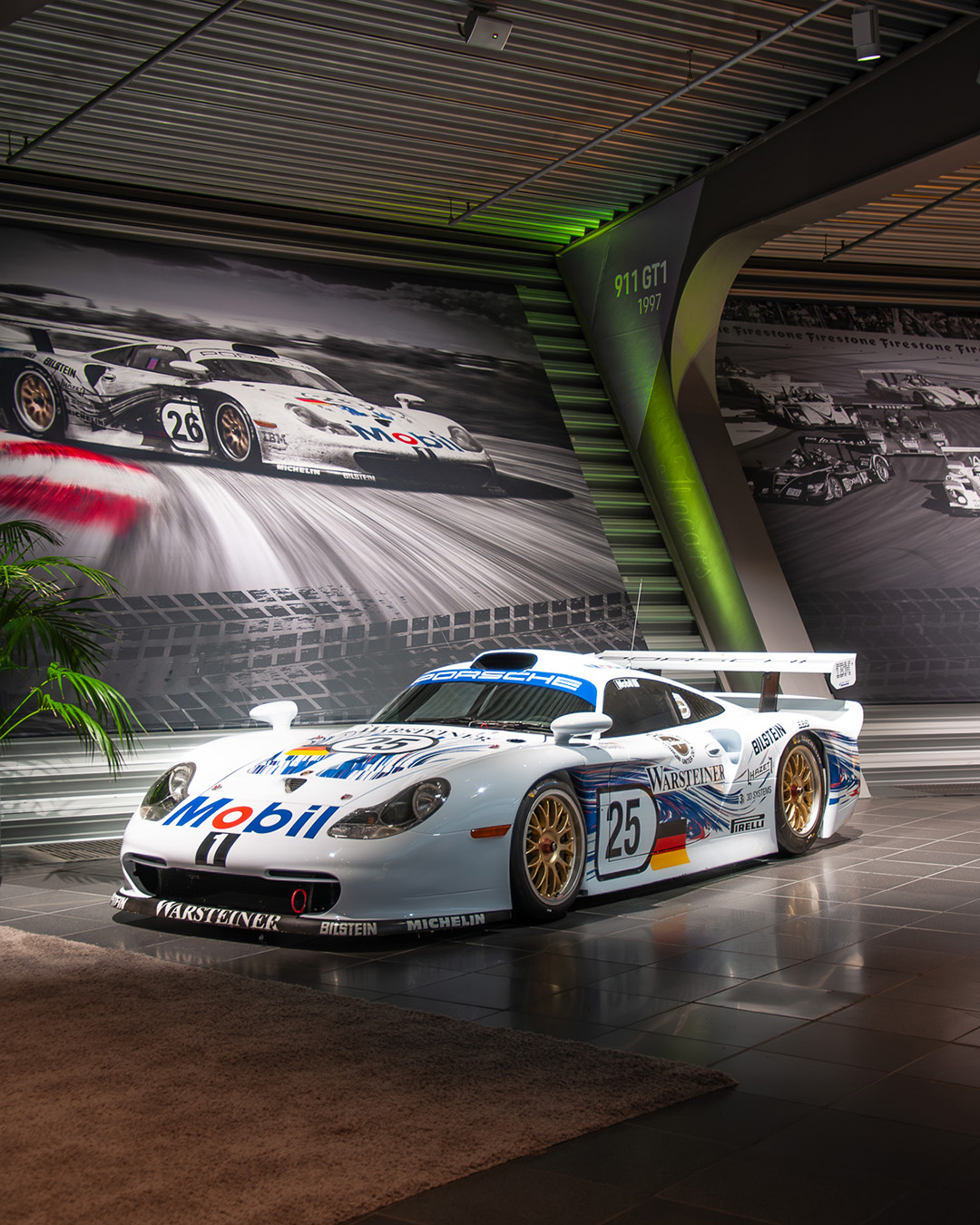 Porsche 911 GT1 — Porsche Experience Center Leipzig