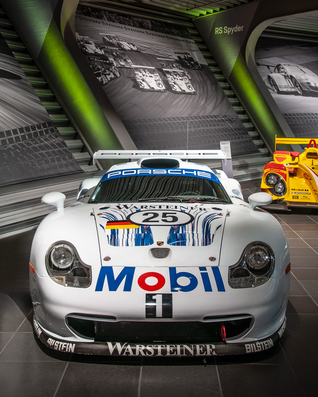 Przód Porsche 911 GT1, Porsche Experience Center Leipzig