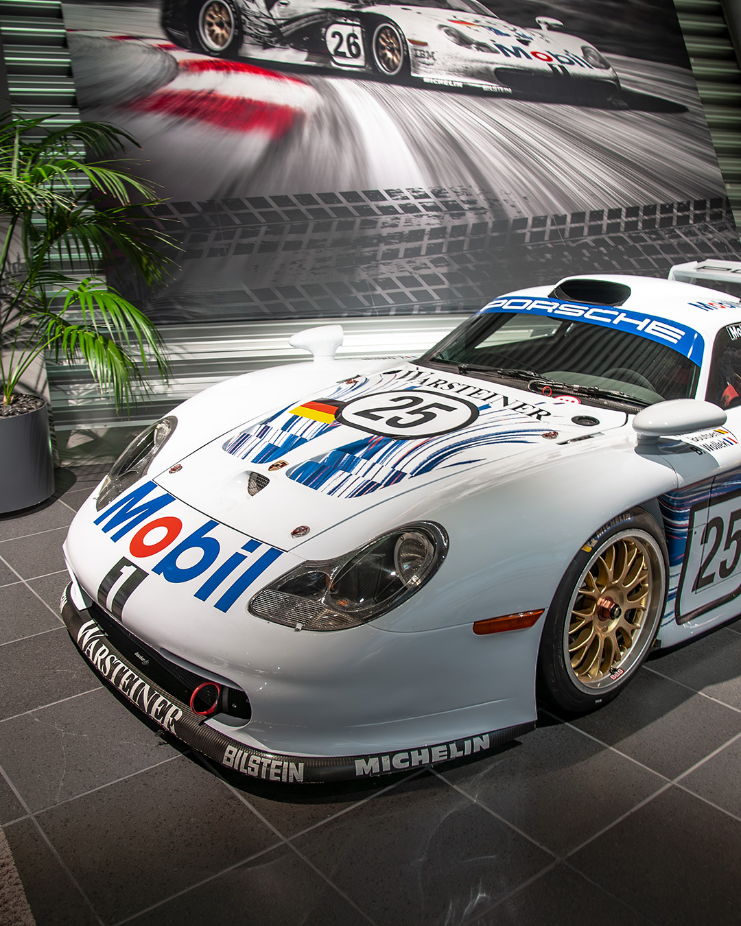 Detal Porsche 911 GT1 w zbliżeniu